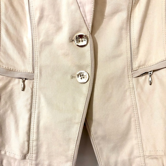 White House Black Market Beige Tan Women's Jacket Blazer Sz 6 Like New - Picture 8 of 15